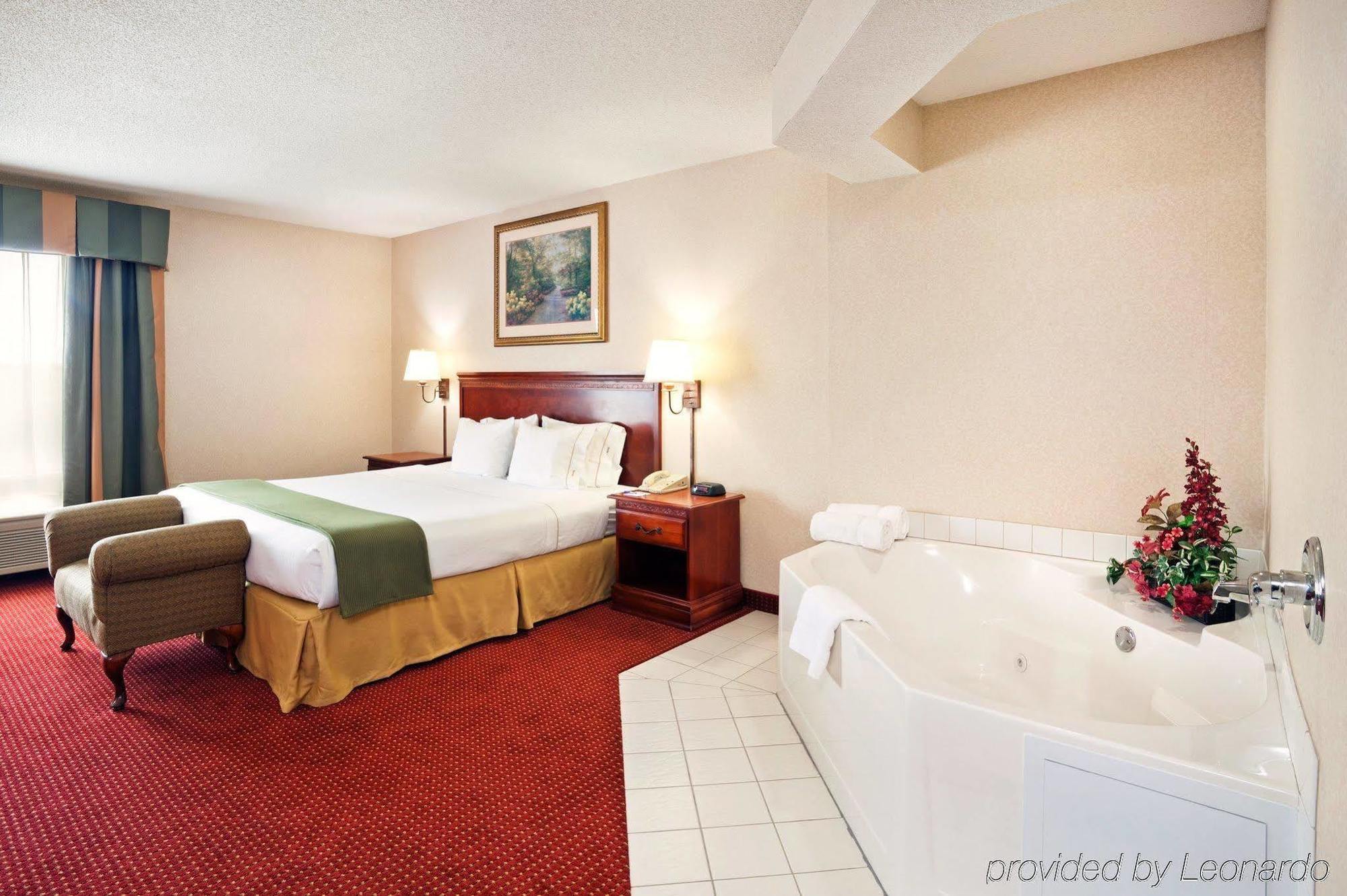 Holiday Inn Express & Suites Murphy, An Ihg Hotel Habitación foto